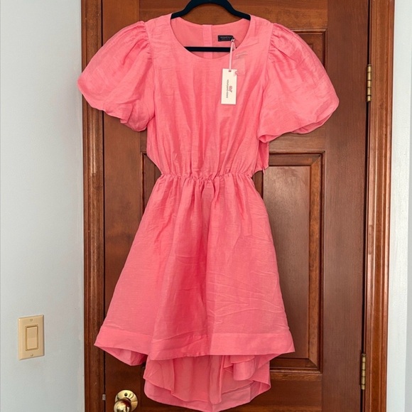 Vineyard Vines Puff Sleeve Cut out Dress, size 8, NWT - Picture 2 of 10